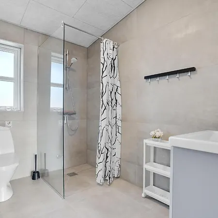 Holiday home Beautiful In With Indoor Swimming Pool